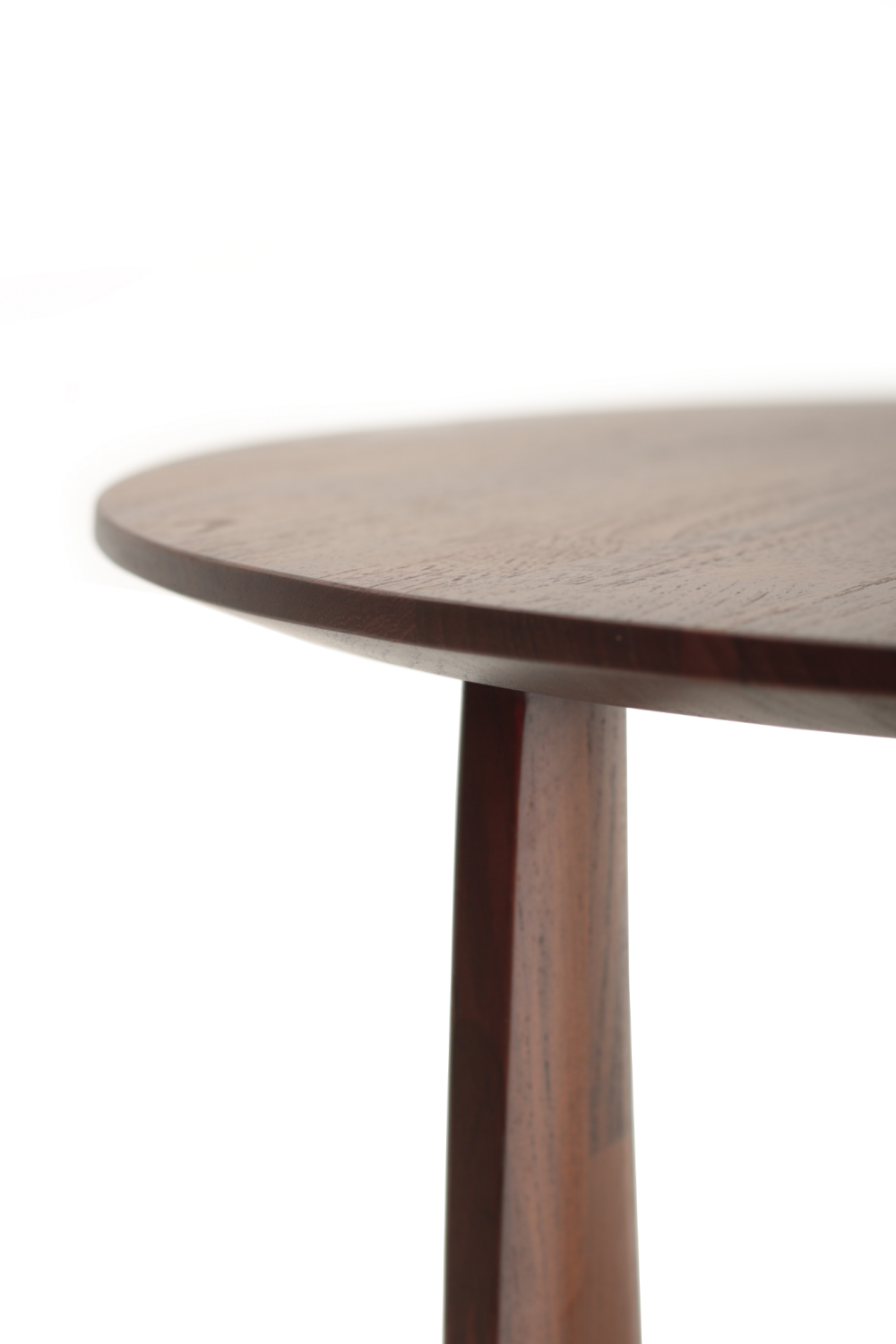 Modern Varnished Side Table | Ethnicraft Geometric | OROA.com