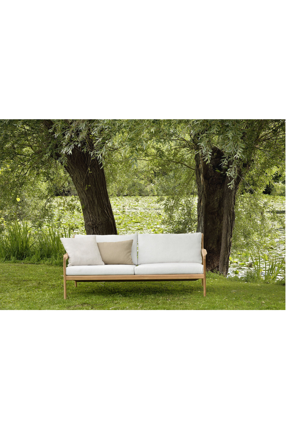 Teak Outdoor 2-Seater Sofa | Ethnicraft Jack | OROA.COM