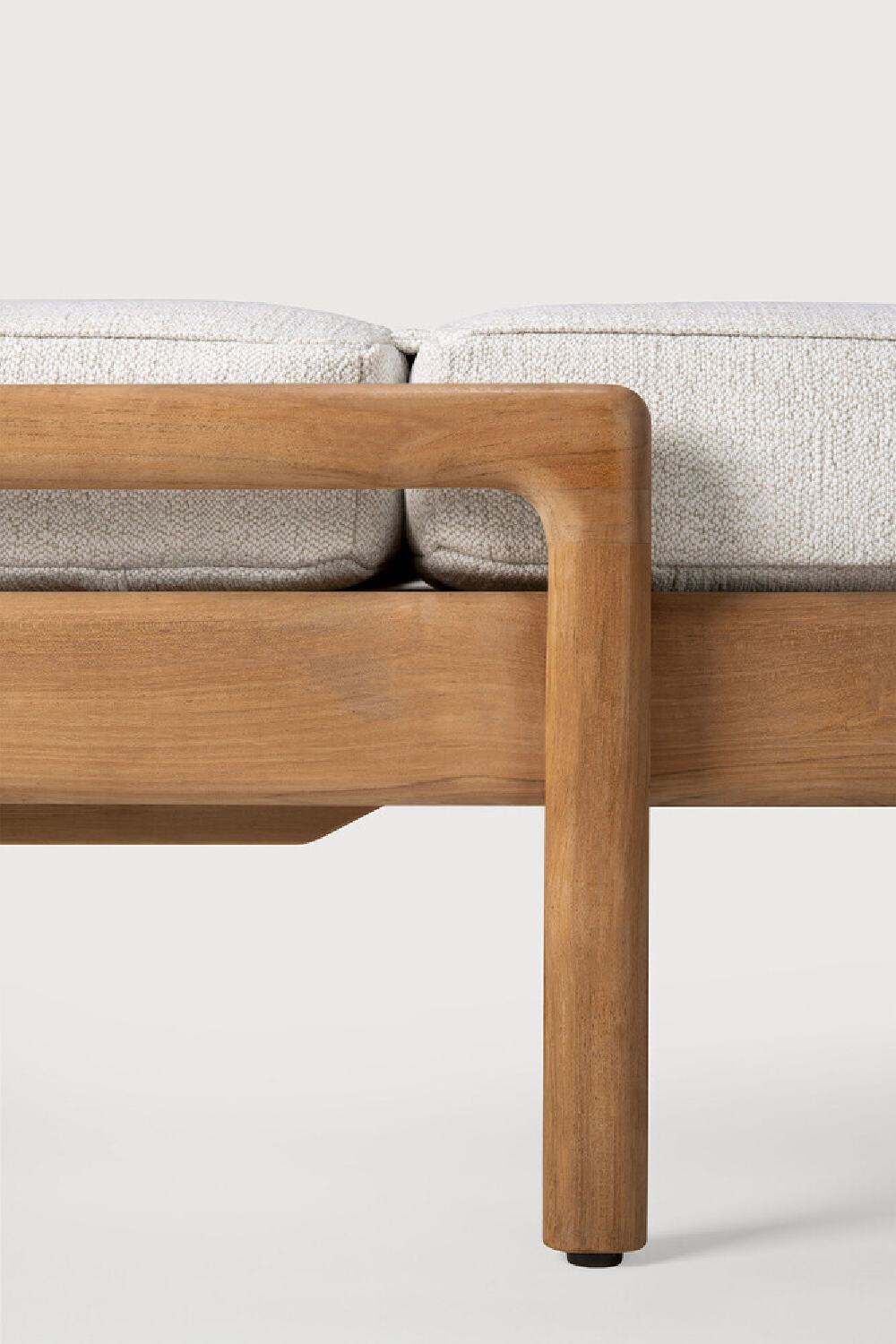 Adjustable Outdoor Lounger Cushion | Ethnicraft Jack | Oroa.com