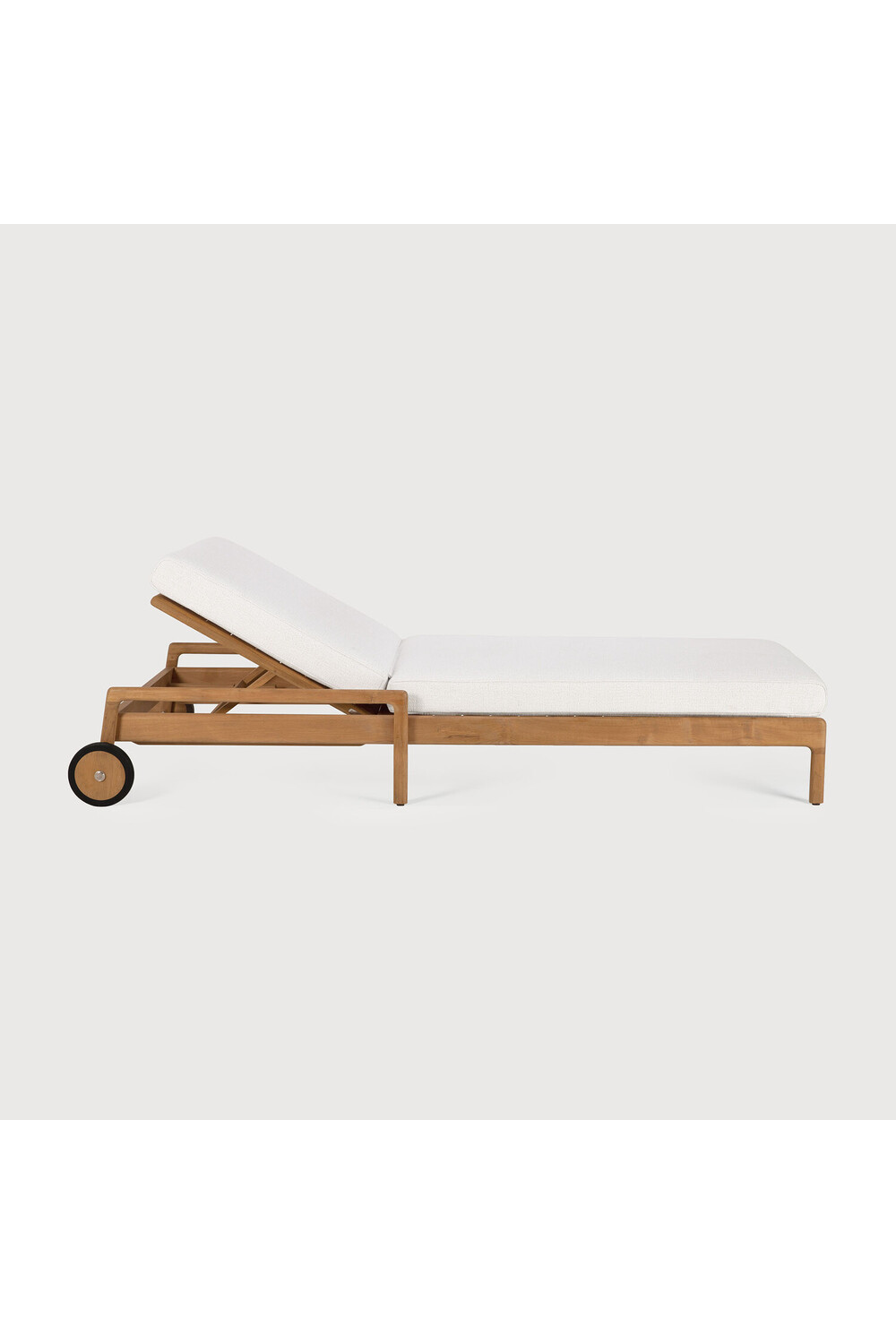 Adjustable Outdoor Lounger Cushion | Ethnicraft Jack | Oroa.com