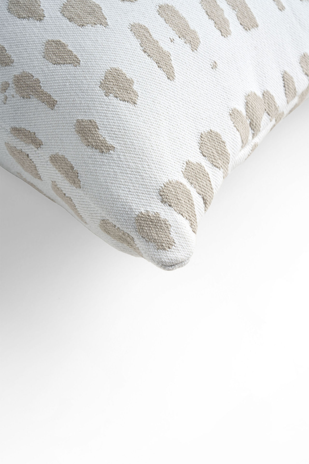 Printed Outdoor Cushions (2) | Ethnicraft White | OROA