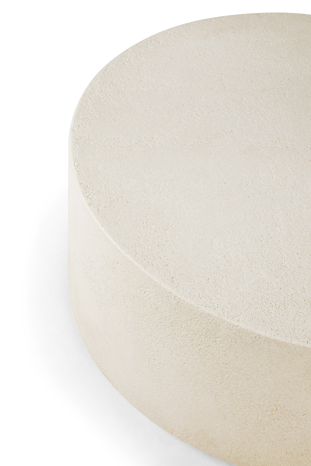 Round Off-White Coffee Table | Ethnicraft Elements | Oroa.com