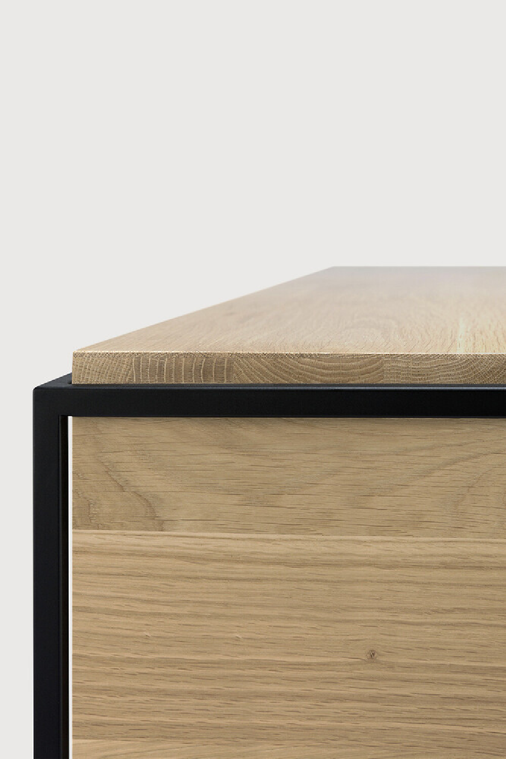 Oak Minimalistic Nightstand | Ethnicraft Monolit | OROA.com