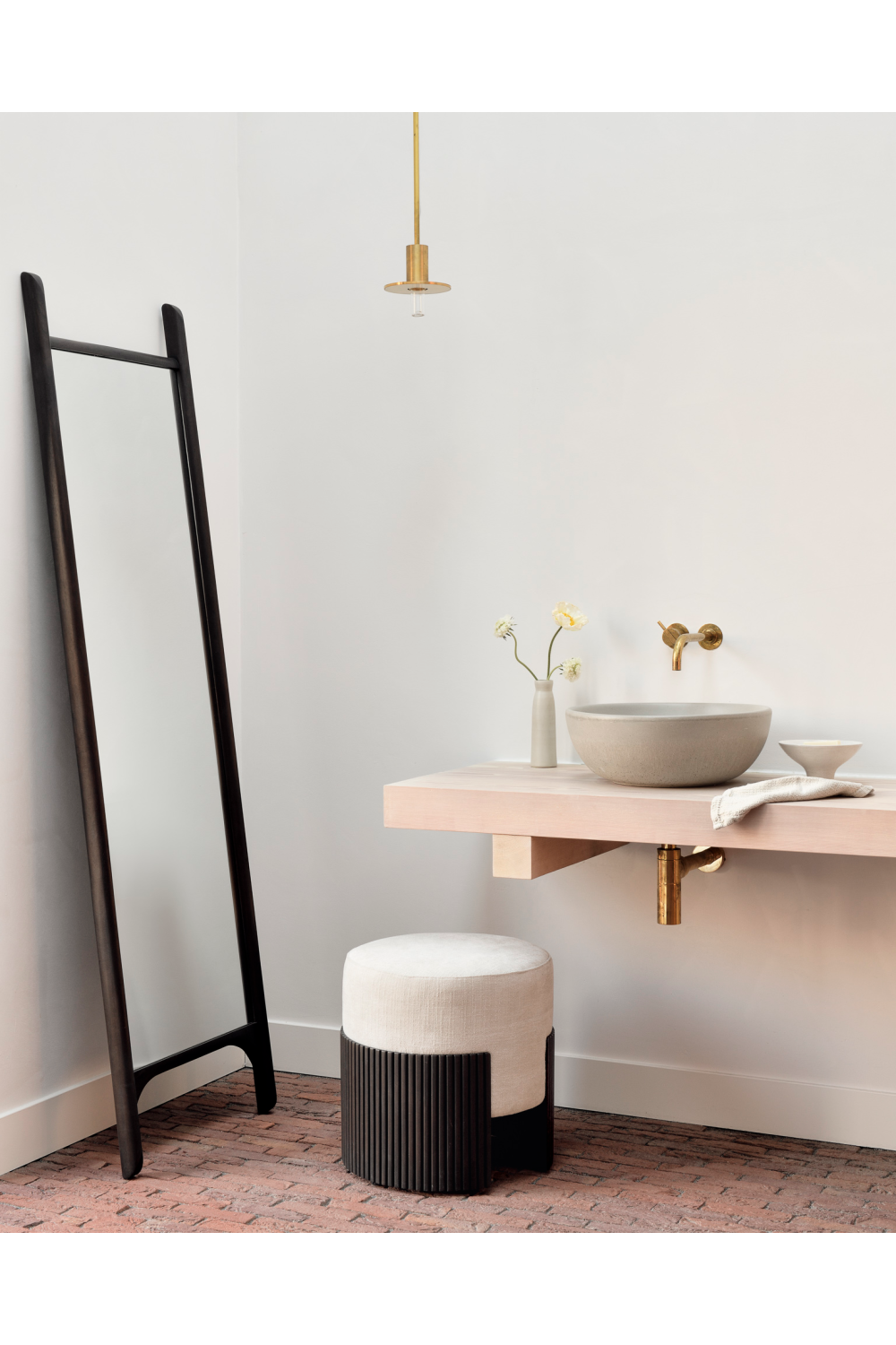 Cushioned Mahogany Pouf | Ethnicraft Roller Max | Oroa.com