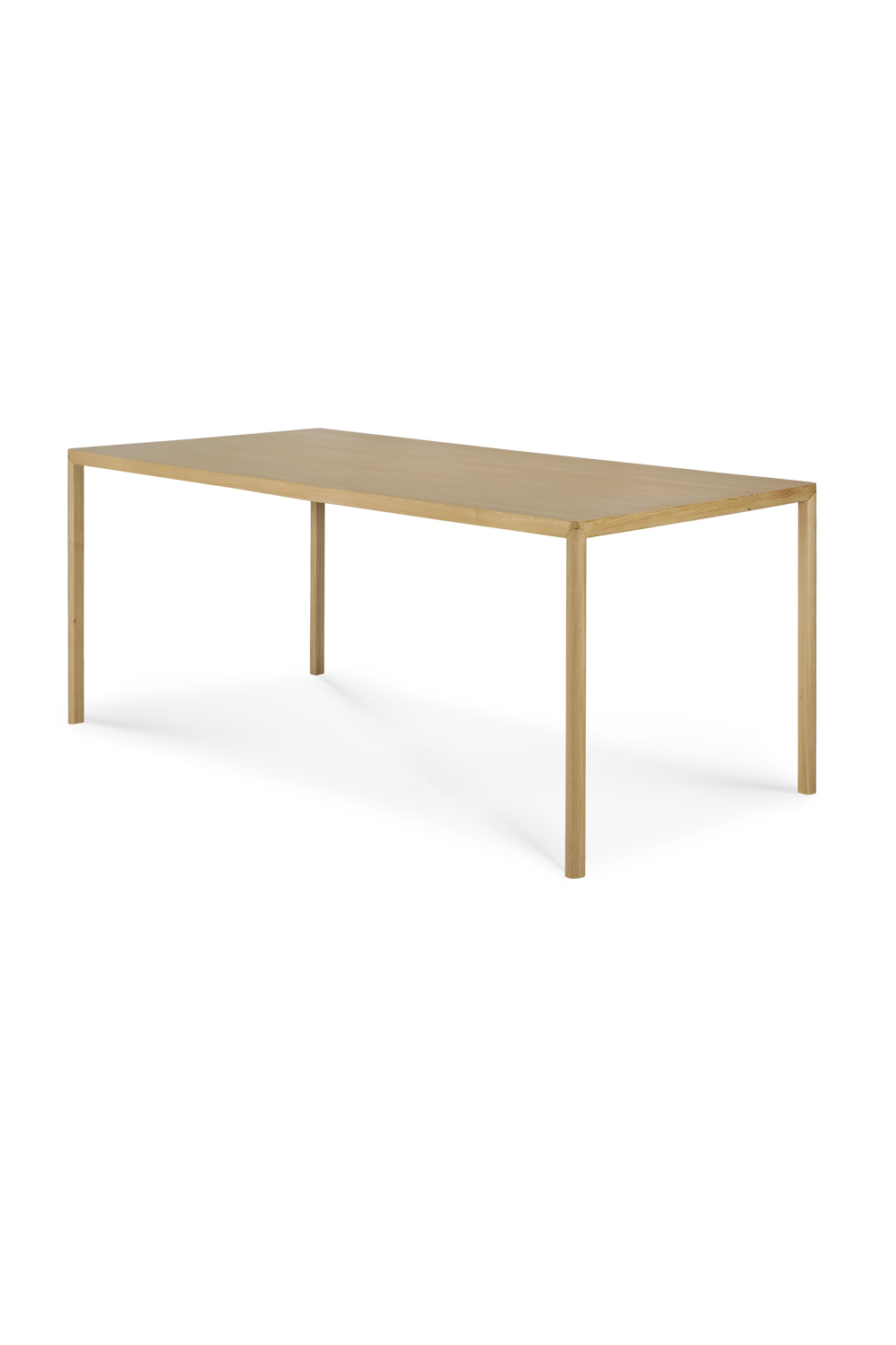 Varnished Oak Scandi Dining Table | Ethnicraft Air | Oroa.com