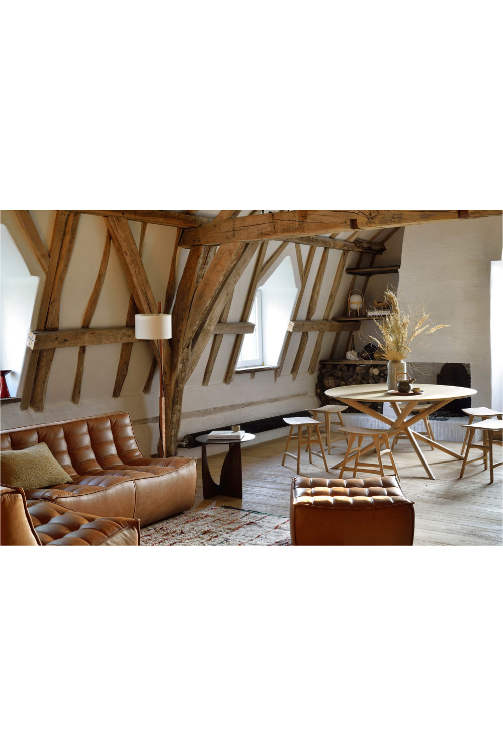 Round Dining Table | Ethnicraft Mikado | OROA