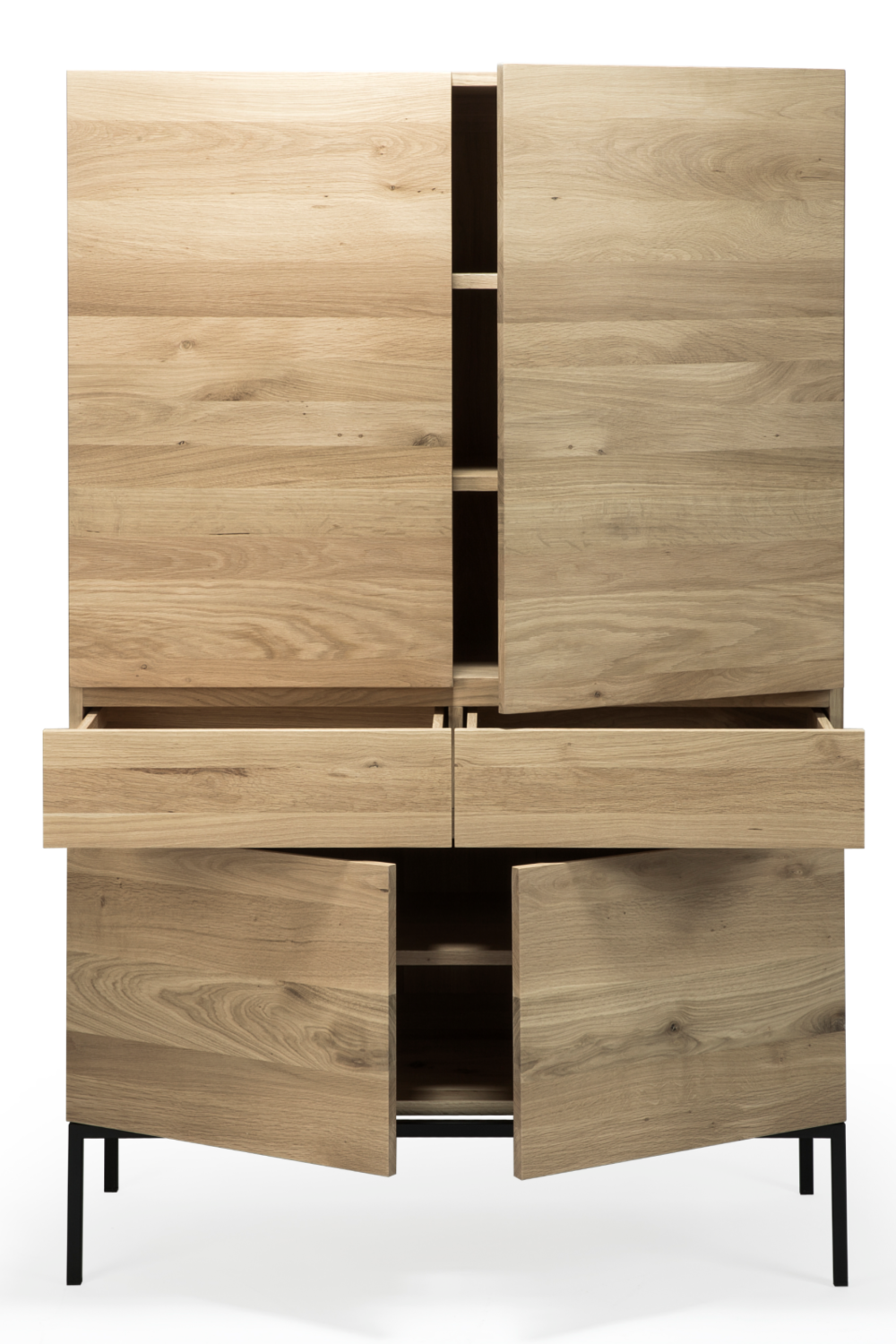 Oiled Oak Storage Cabinet | Ethnicraft Ligna | Oroa.com