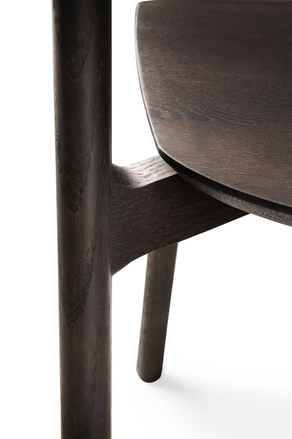 Varnished Oak Classic Dining Chair | Ethnicraft Bok | Oroa.com