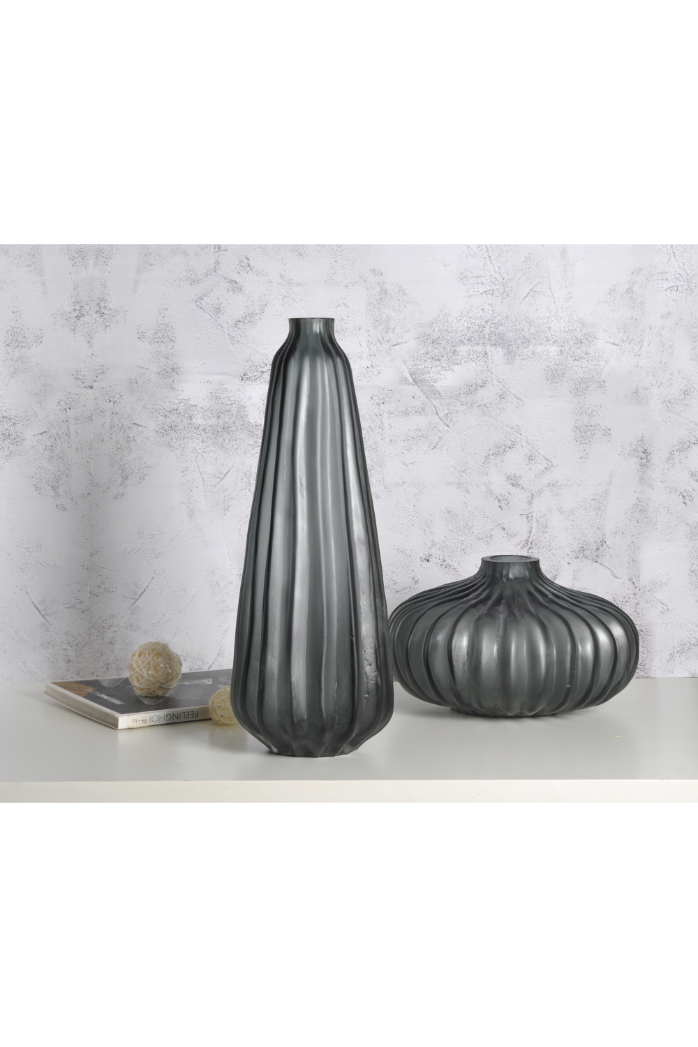 Gray Glass Vase T | Liang and Eimil Evins | OROA