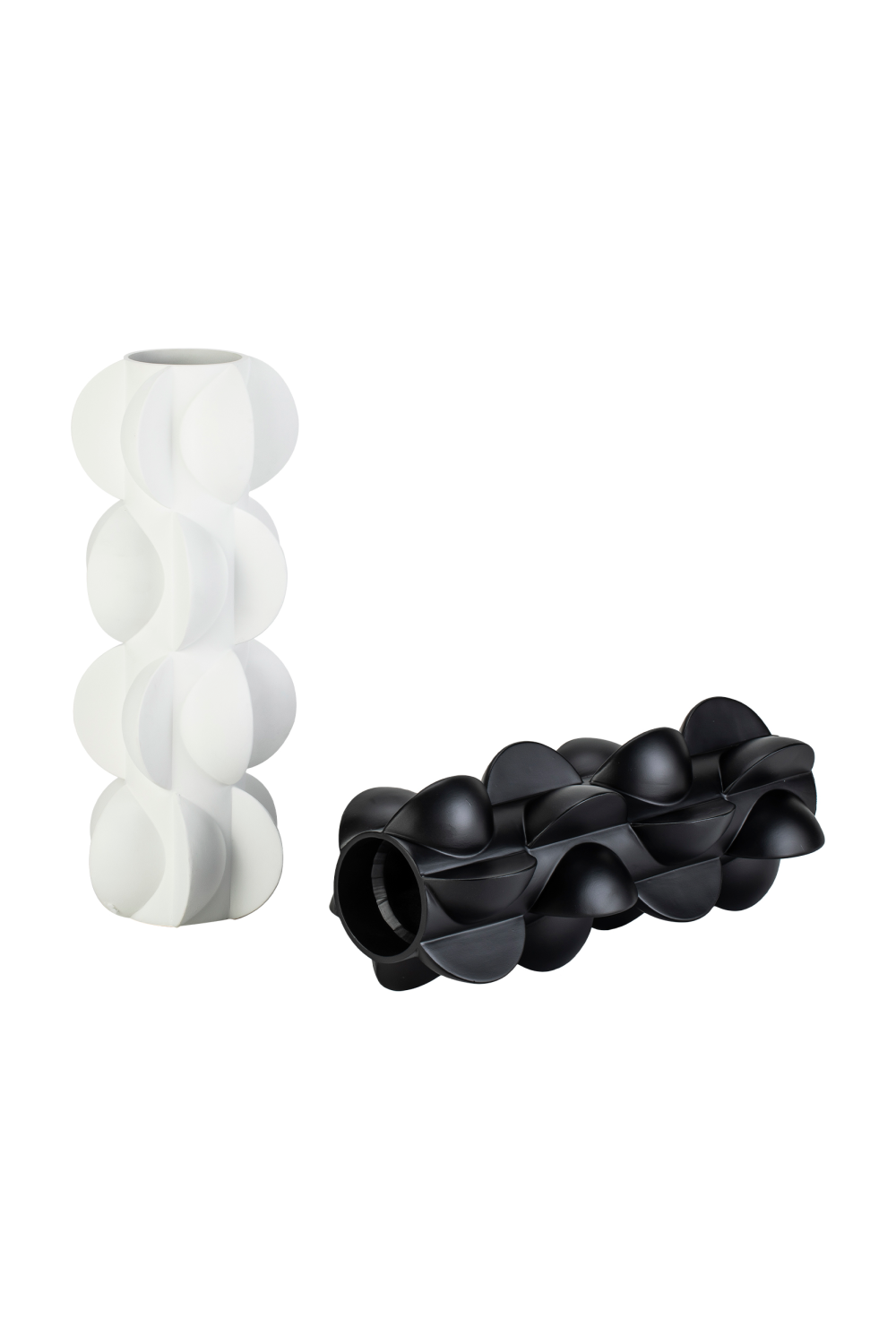 Sculptural Black Vase | Liang & Eimil Pillaton II | Oroatrade.com