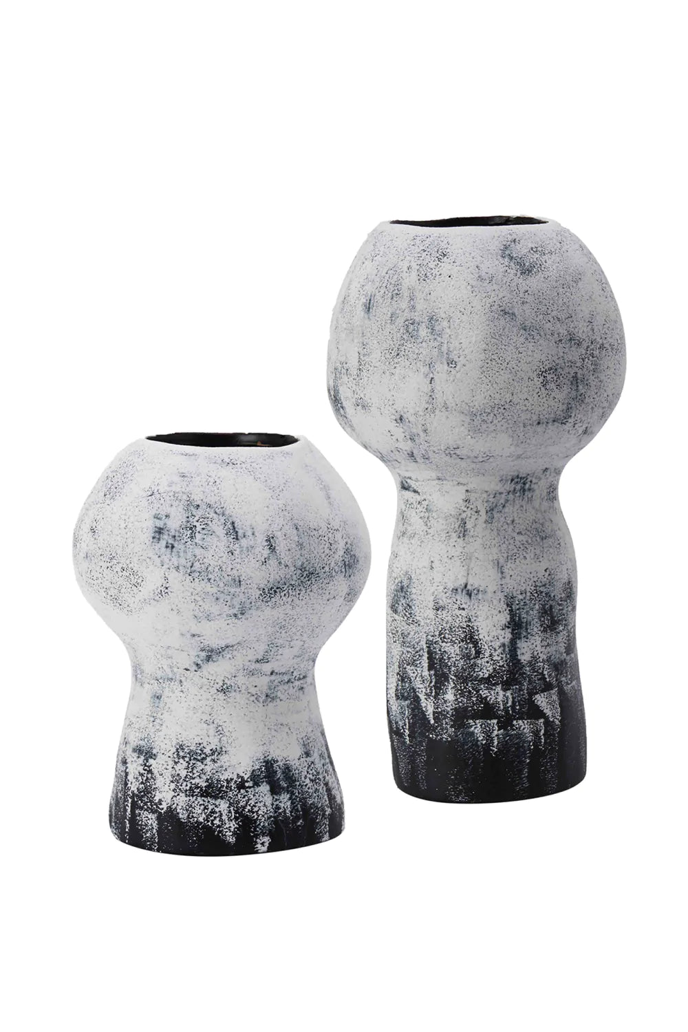 Incised Ceramic Vase | Liang & Eimil Lynton I | Oroa.com