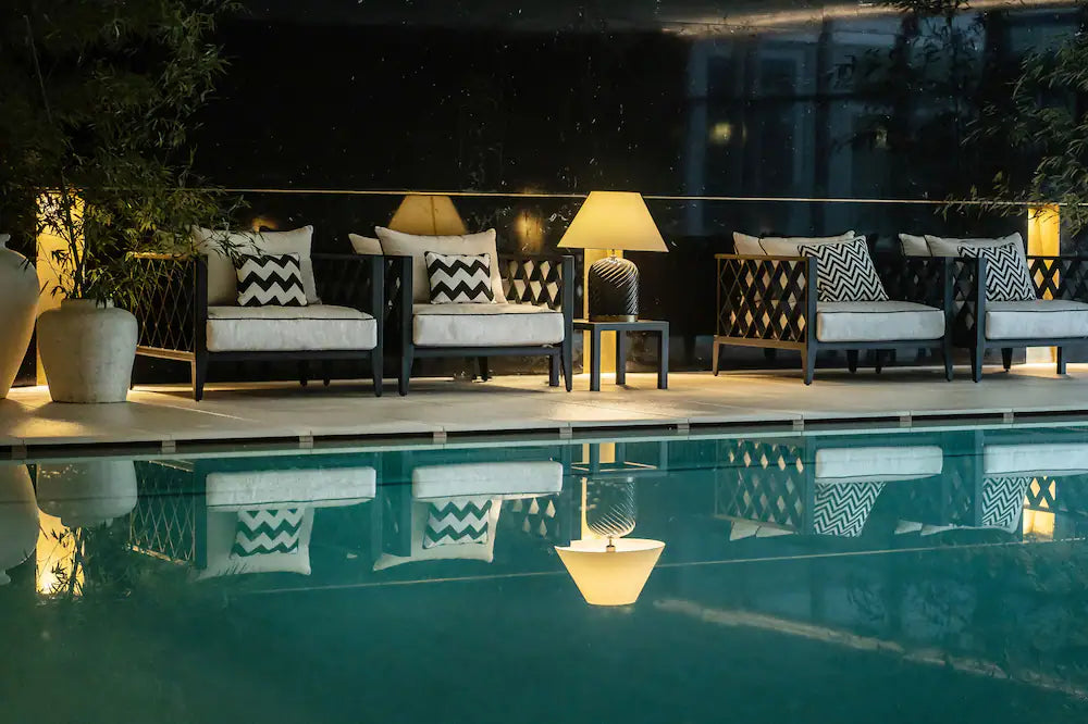 Outdoor Sunbrella Lounge Chair | Eichholtz Ocean Club | Oroa.com