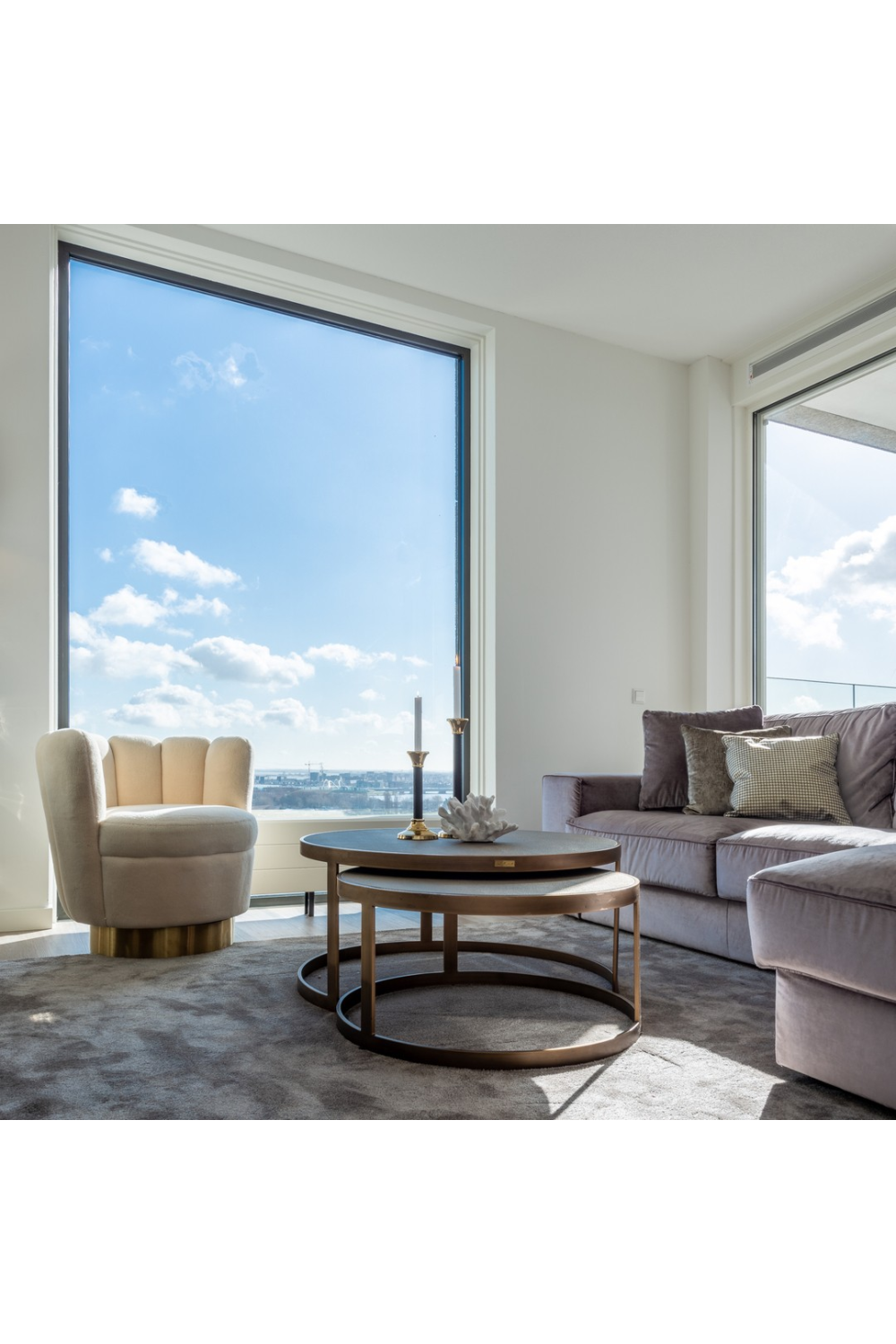 【cornice】COFFEE TABLE Kaelyn 2-piece Mirror Top Nesting Coffee Table Mirror and Gold