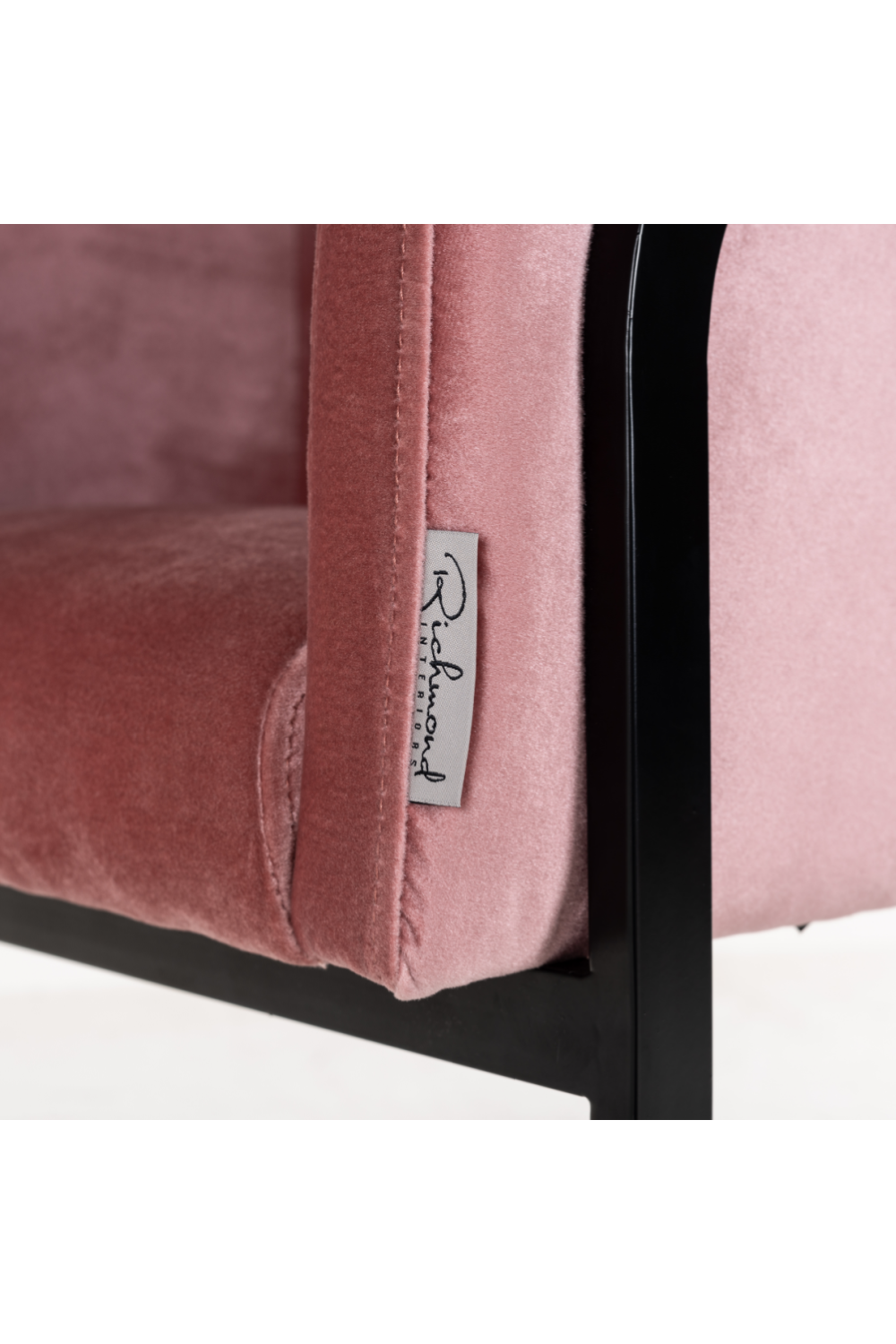 Blush Velvet Chair | OROA Chiara | OROA.com