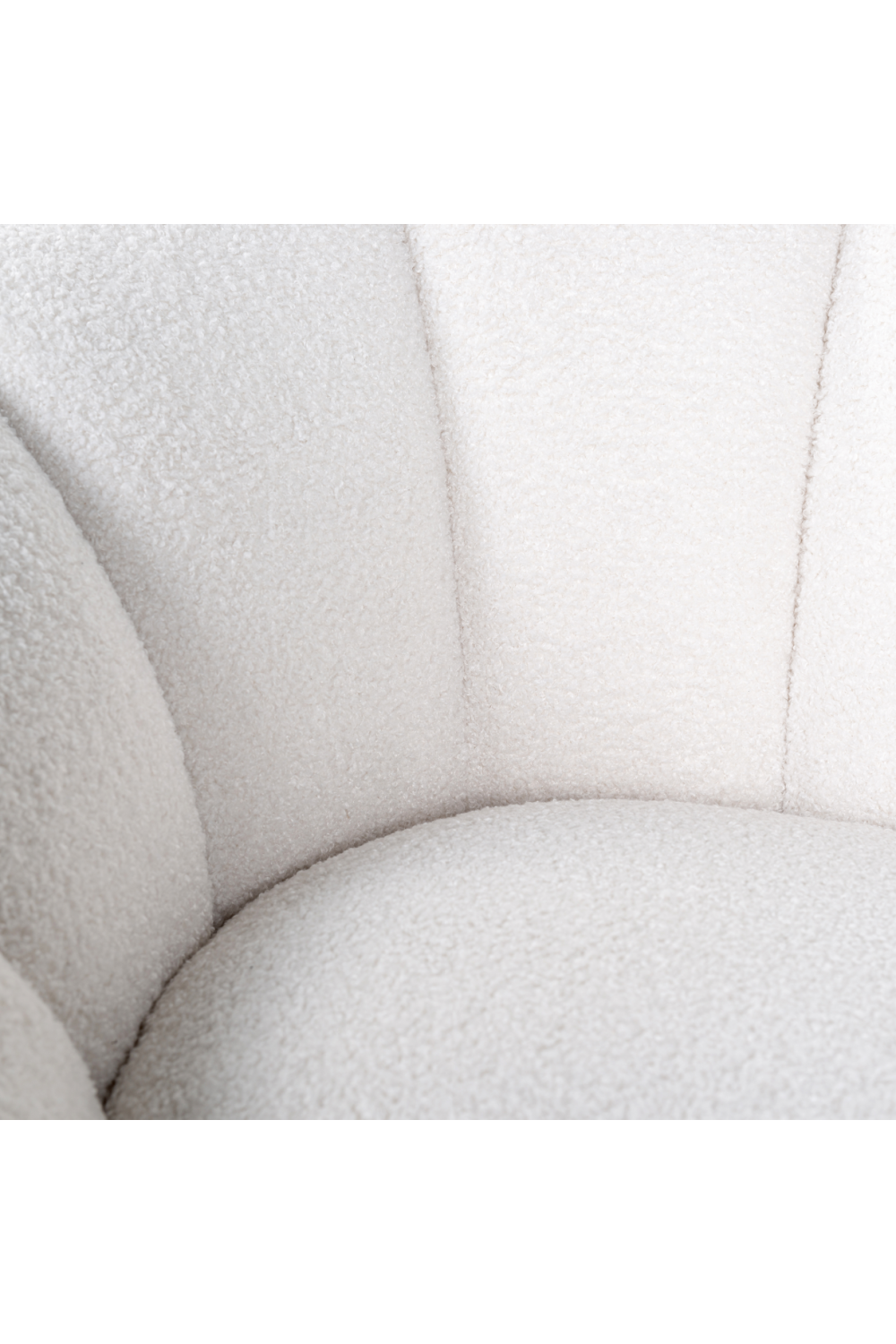 Modern Rounded Swivel Chair | OROA Kendall | OROA.com