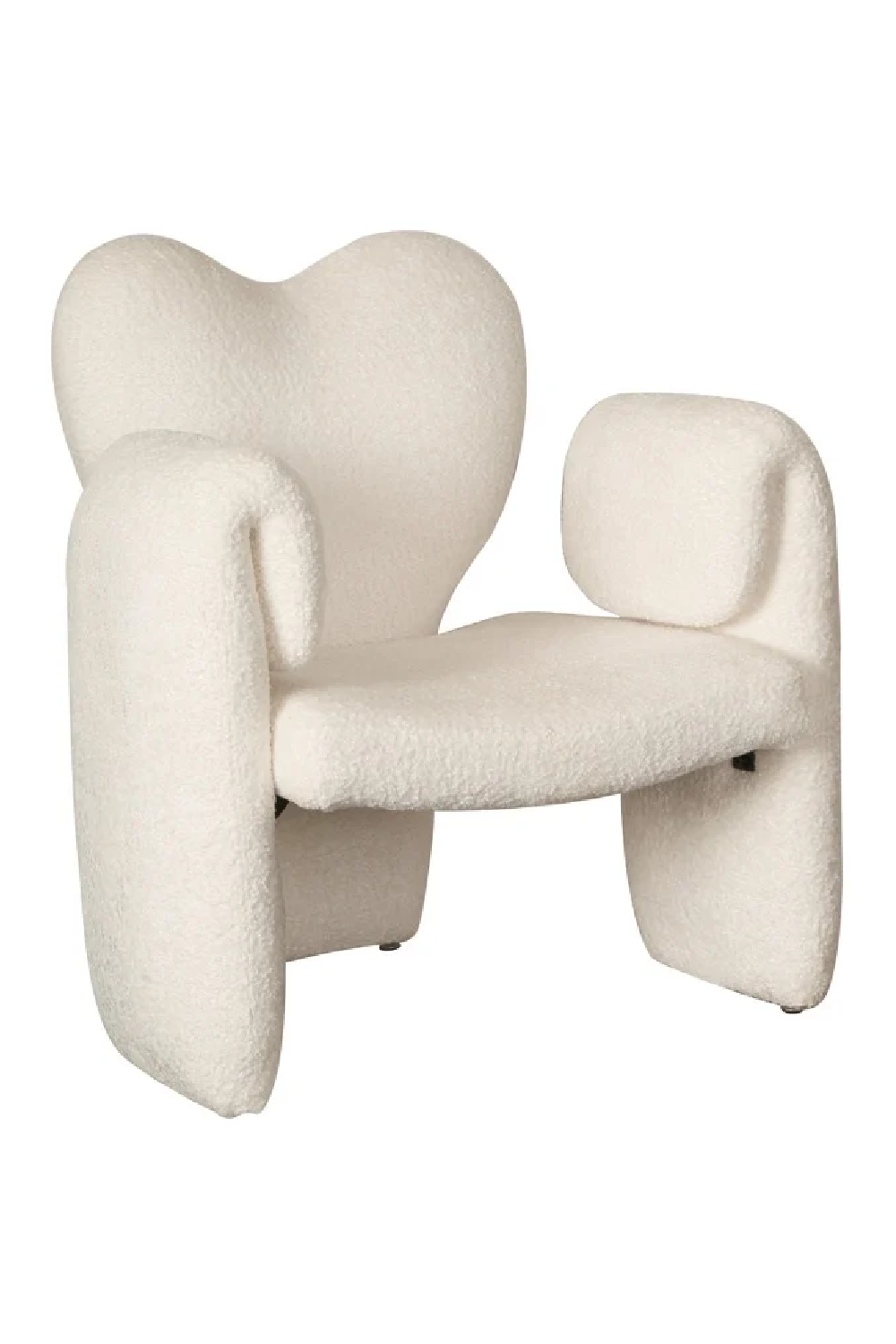 Heart-Shaped Accent Chair | OROA Didi | Oroa.com
