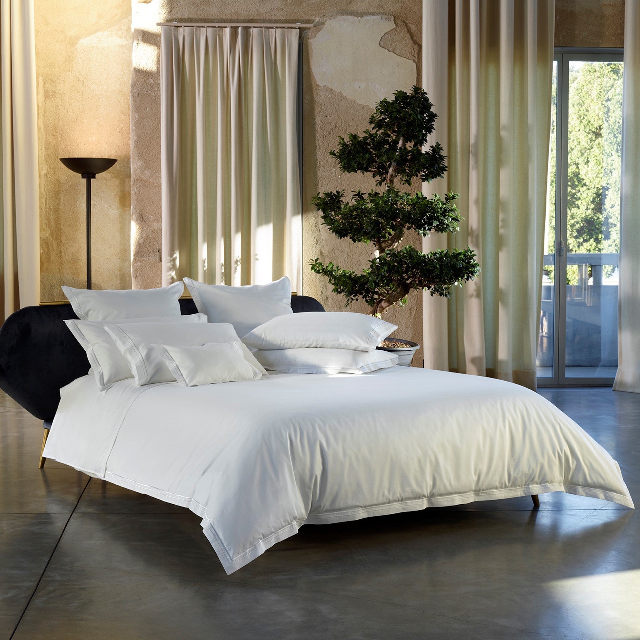 2000TC White Sateen Pillowcase Set | Amalia Home Sublime | Oroa.com