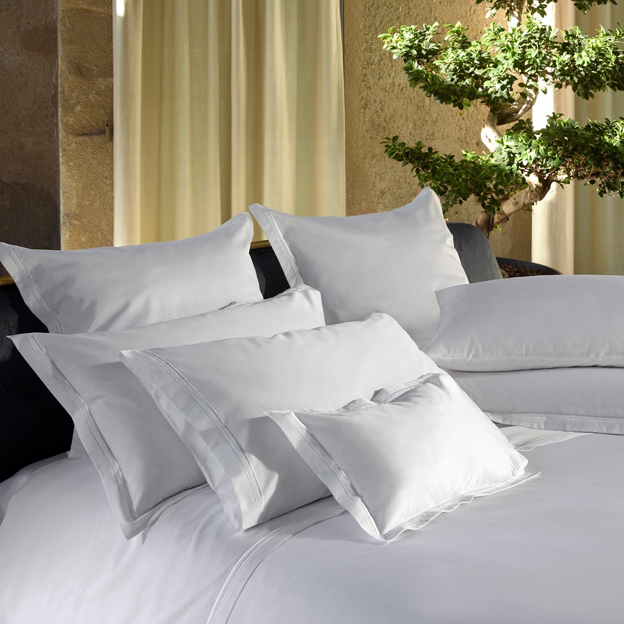 2000TC White Sateen Flat Sheet | Amalia Home Sublime | Oroa.com