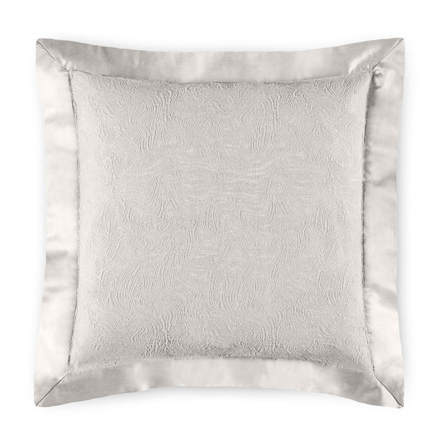Combed Cotton Matelassé Decorative Pillow | Amalia Home Aura | Oroa.com