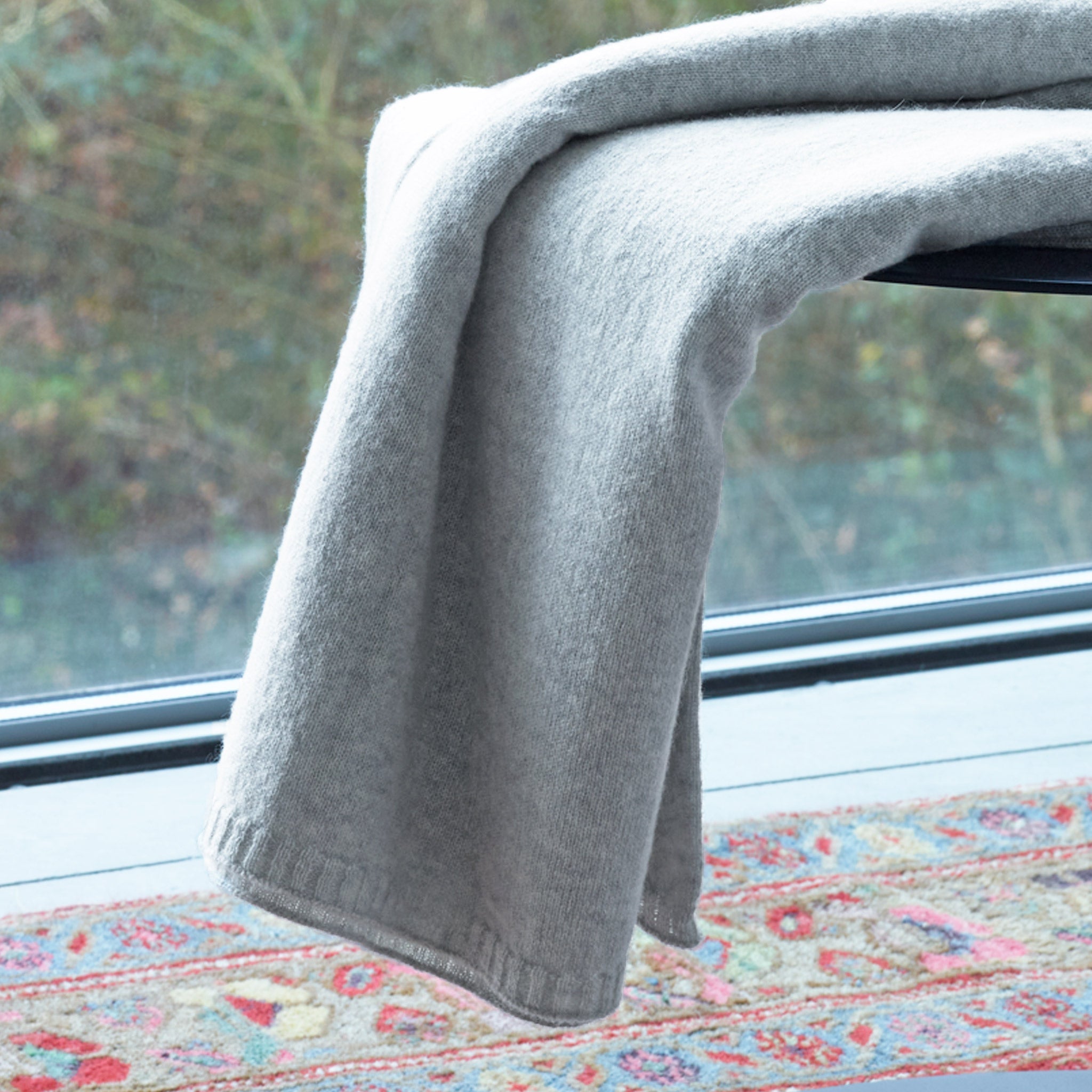 Knitted Cashmere Throw | Amalia Home Lúcia | Oroa.com