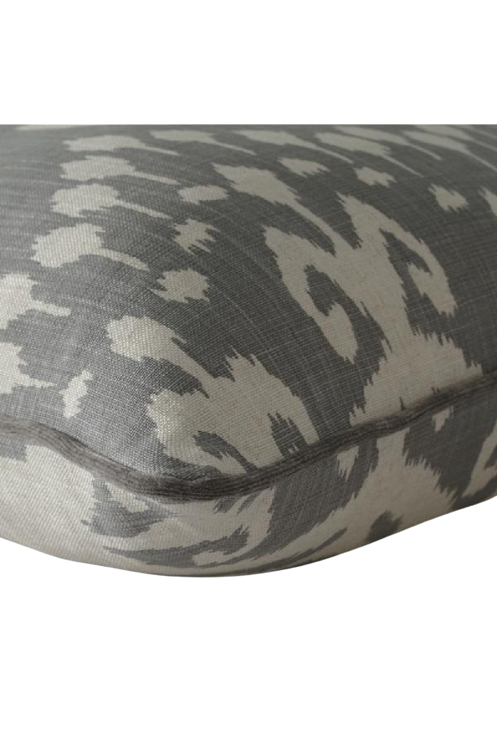 Ikat Cushion with Velvet Piping M | Andrew Martin Volcano | OROA